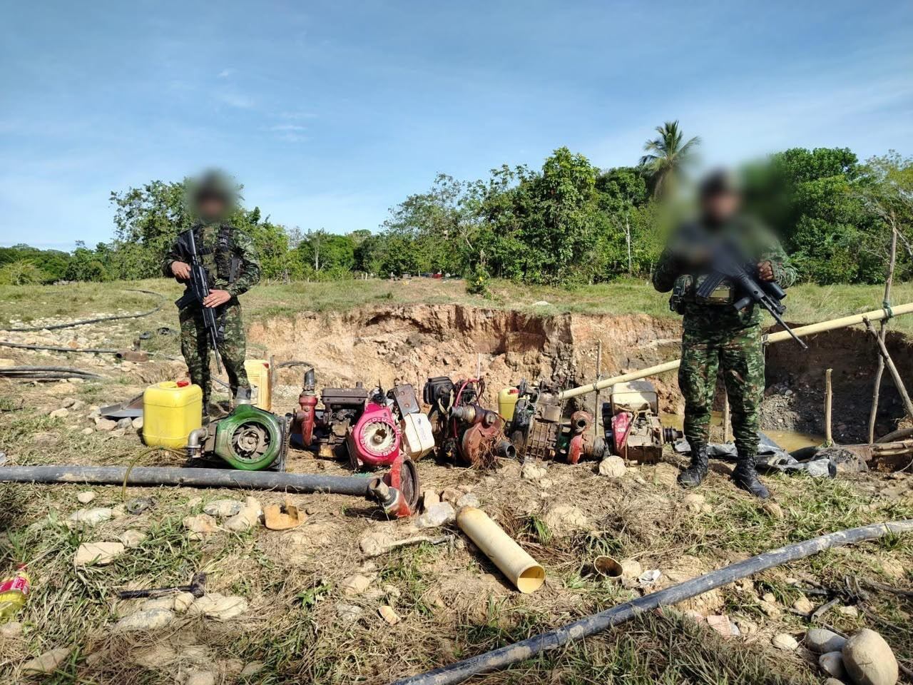 Operativo contra la minería ilegal en Antioquia. Cortesía: Ejército Nacional.