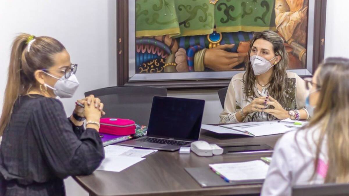 Luisa Montero, secretaria de Educación de Girón habla del plan de recuperación de clases