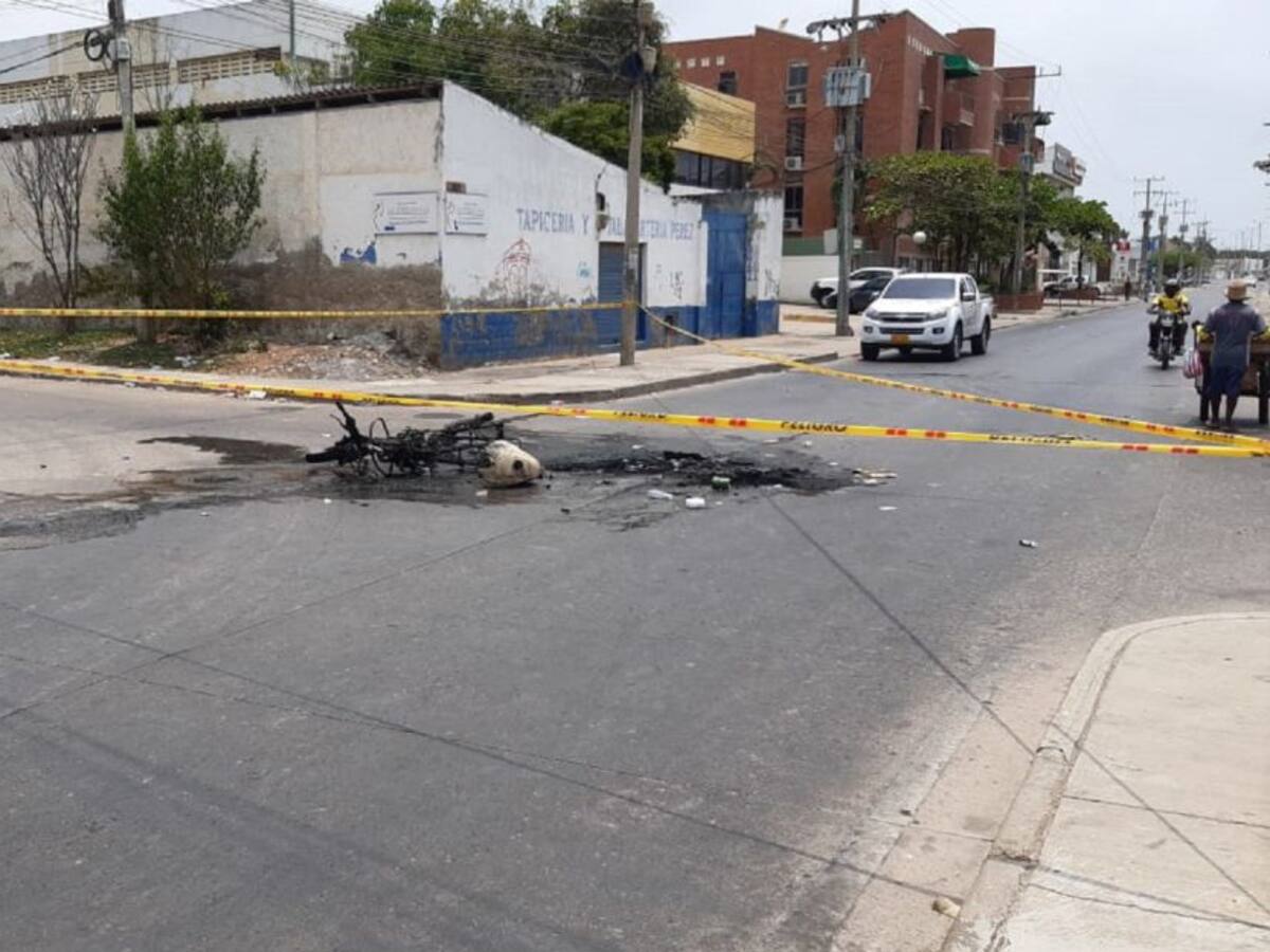Balacera en Cartagena deja presunto delincuente muerto y un policía herido