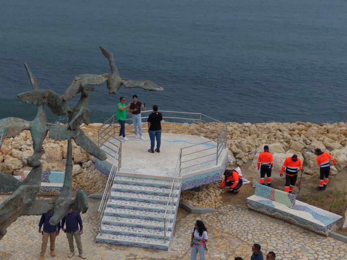 Alcalde Dumek Turbay entregó el renovado Parque de Los Alcatraces sobre la Avenida Santander