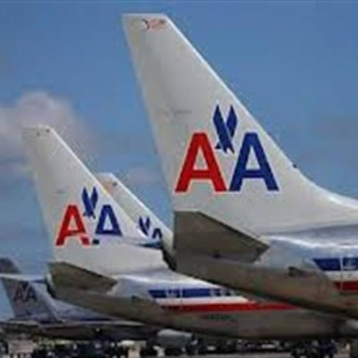 Gigante mundial de la aviación: Se fusionan American Airlines y US Airways