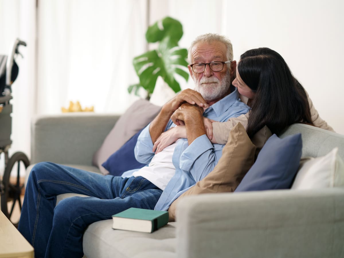 ¿En qué casos un hijo puede heredar la pensión de un padre fallecido? Requisitos según la ley