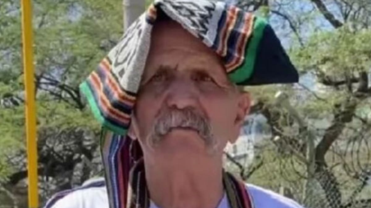 ¿Álvaro Lemmon, de humorista a vendedor de mochilas en Santa Marta?