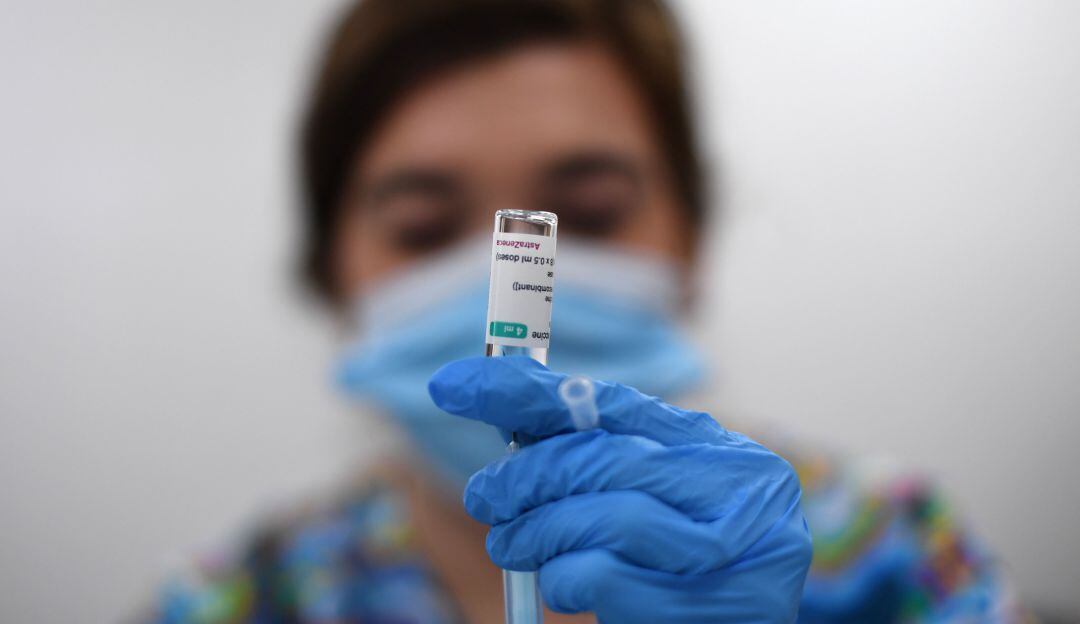 Wilmer Sanjuán Pacheco es un biólogo colombiano y se encuentra en octavo semestre de Administración en Salud dela UNAD