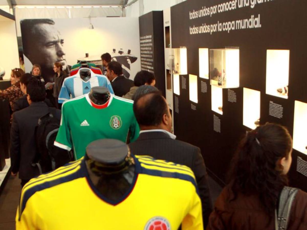 Adidas pondrá a la venta ropa y zapatos elaborados con residuos plásticos