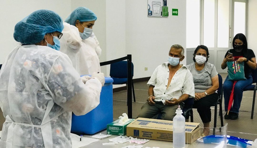 Vacunación COVID-19.