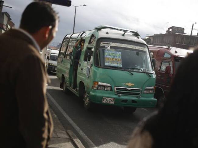 Supuesto engaño a dueños de buses