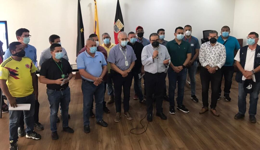 Reunión para levantar protesta de taxistas en Cúcuta