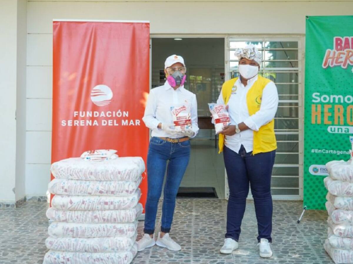 Barrio Heroico recibe 5.000 detergentes para lavatones en Cartagena