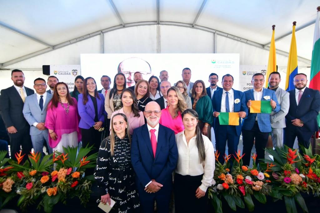 Henry Gutiérrez Ángel, nuevo gobernador de Caldas y su gabinete