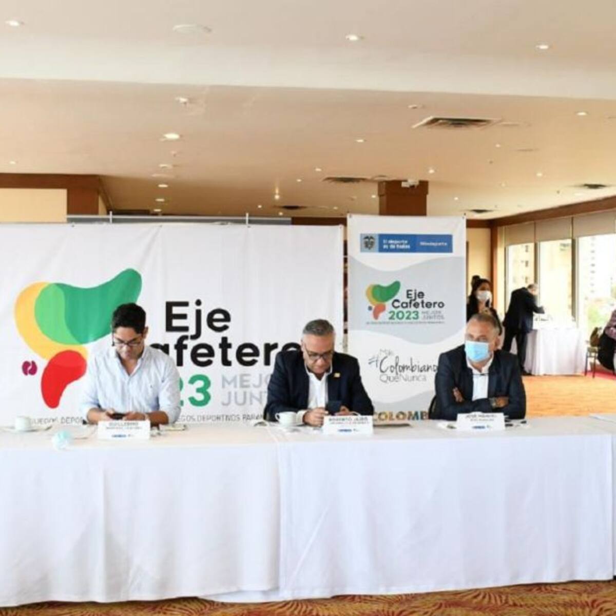 Ministro del Deporte visitó Cali e hizo anuncios importantes