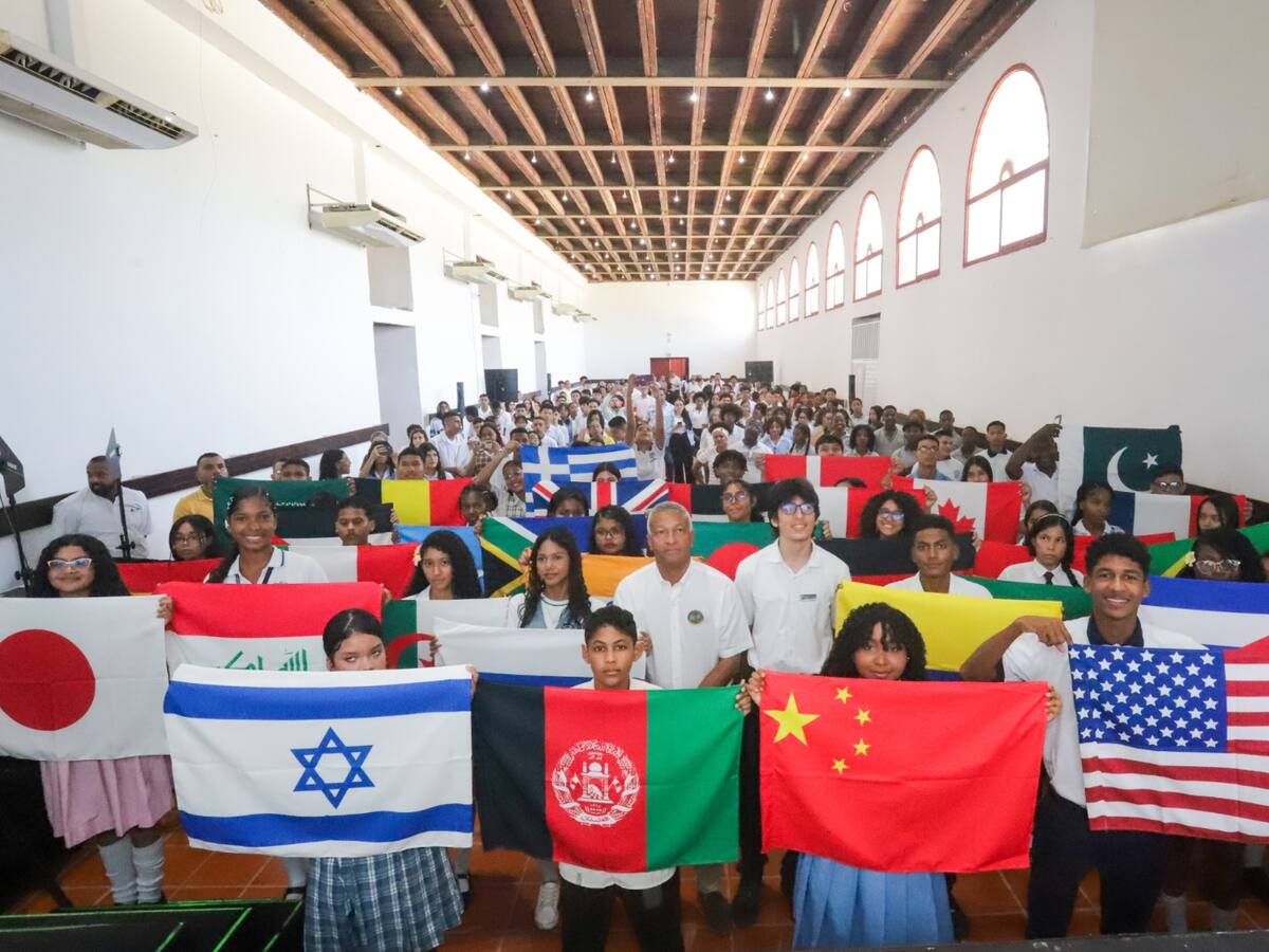 Alumnos de I.E. públicas en Cartagena recrearon debates y procesos de la ONU