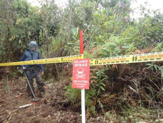 Policía herido tras pisar mina antipersona en el sur de Bolívar