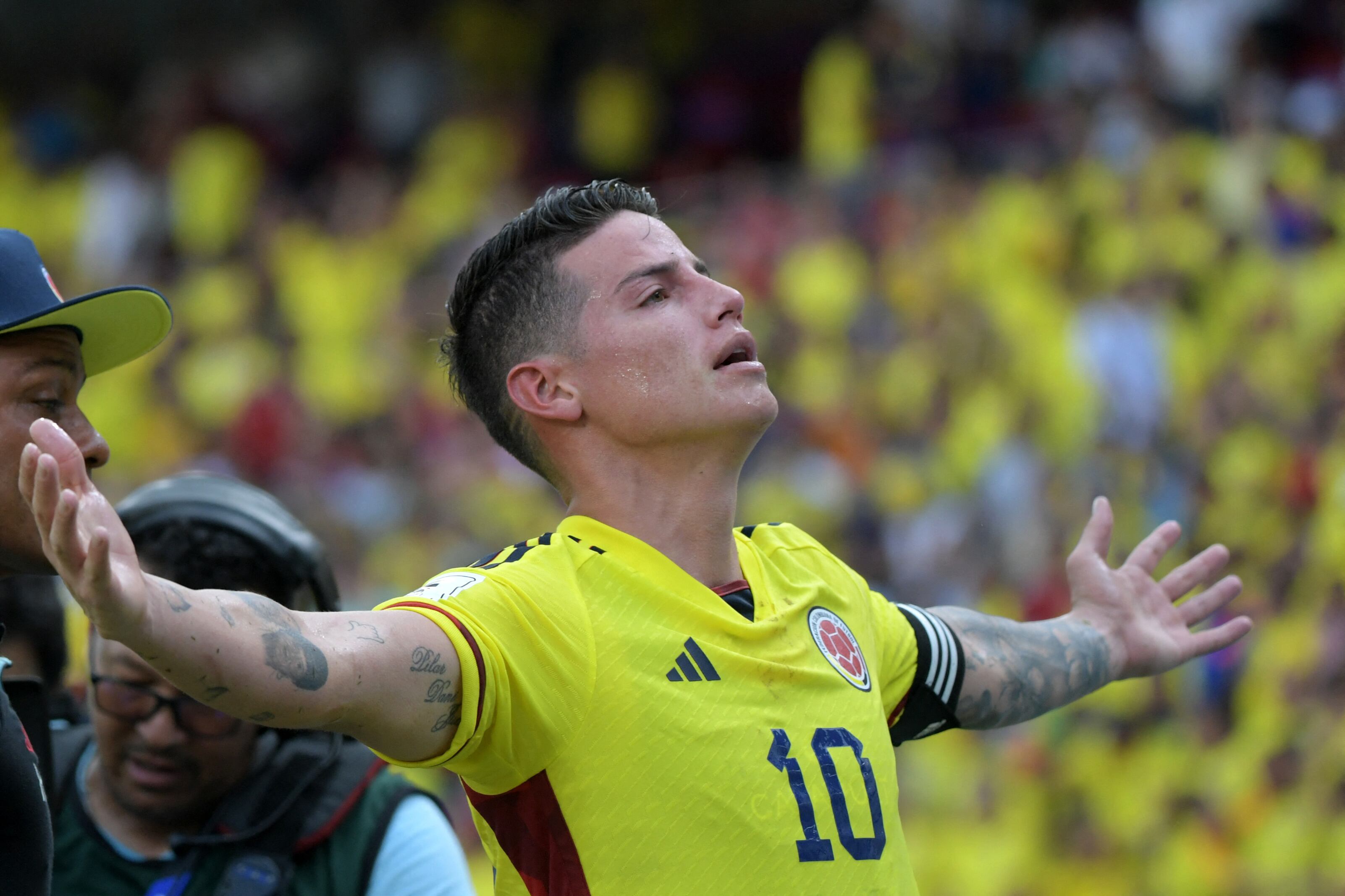 James Rodríguez celebrando el 1-0 parcial. (Photo by Raul ARBOLEDA / AFP) (Photo by RAUL ARBOLEDA/AFP via Getty Images)