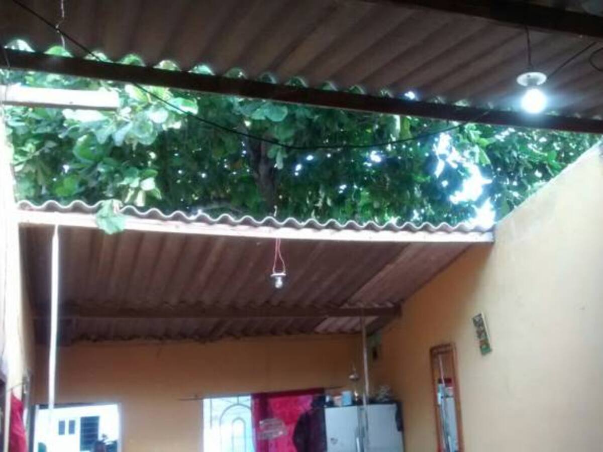 Damnificados por vendaval a la intemperie