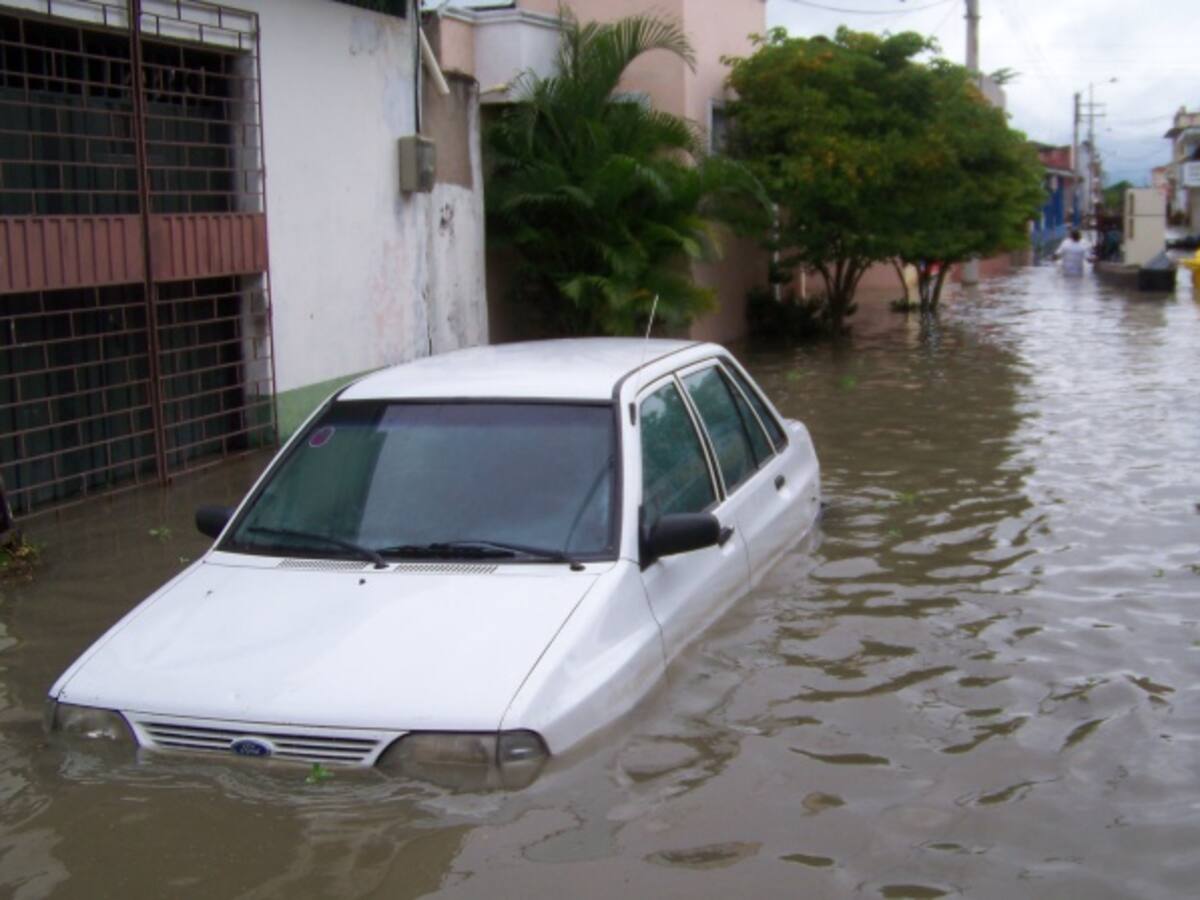 A 20 se eleva número de fallecidos por lluvias en Colombia