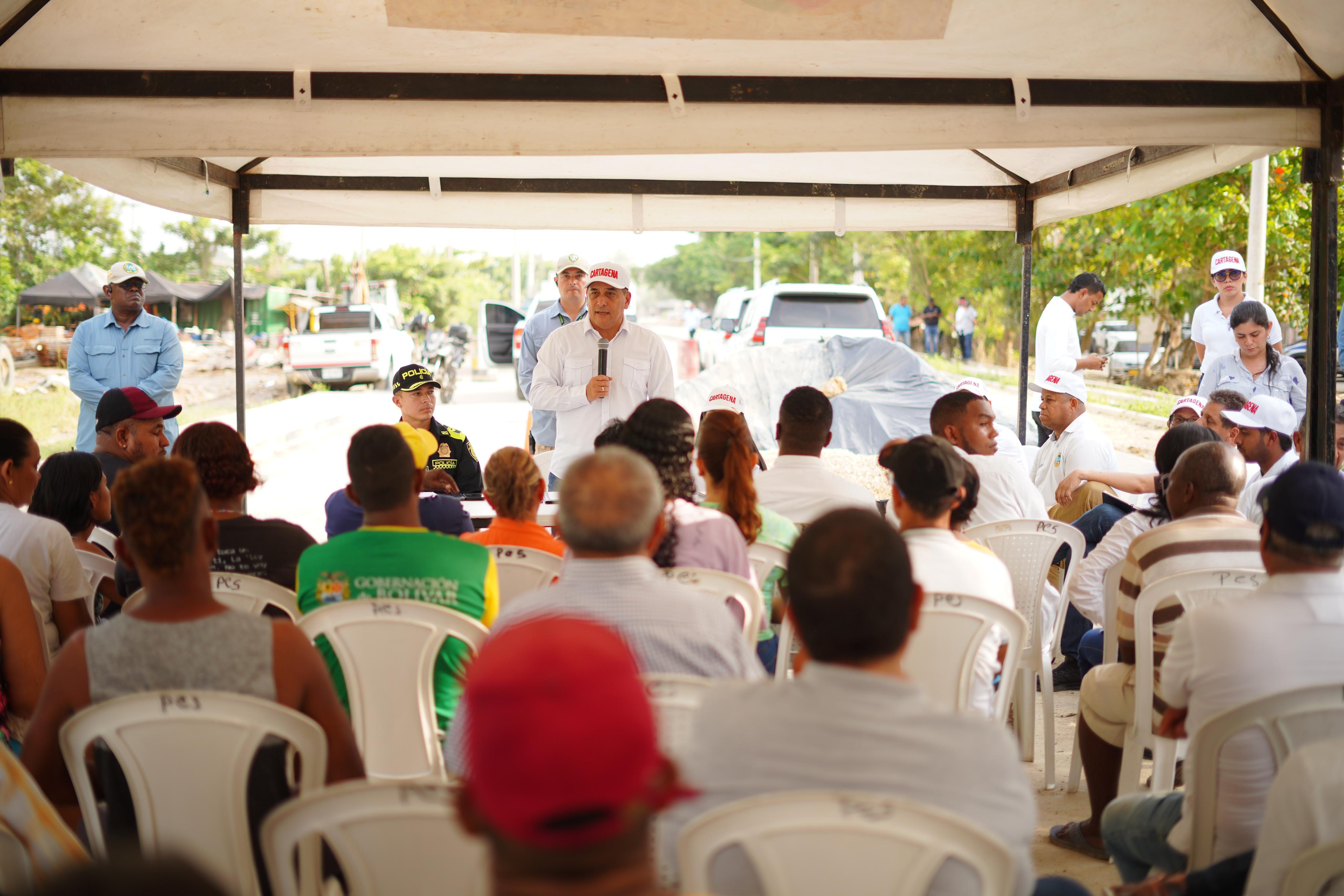 El Alcalde Dumek Turbay se reunió con la comunidad de Policarpa