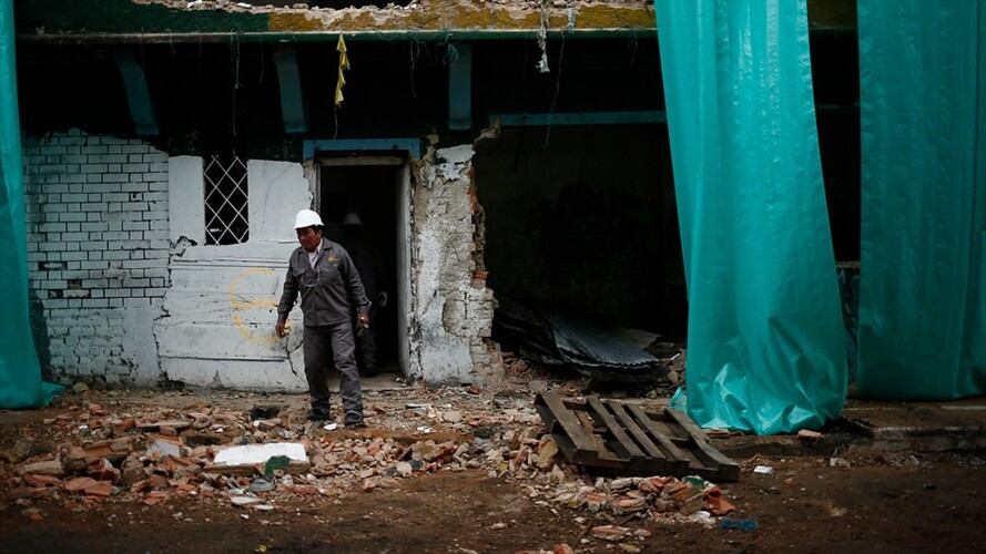 El CTI encontró restos óseos en medio de demoliciones en el ‘Bronx’ de Bogotá. Foto: CTI