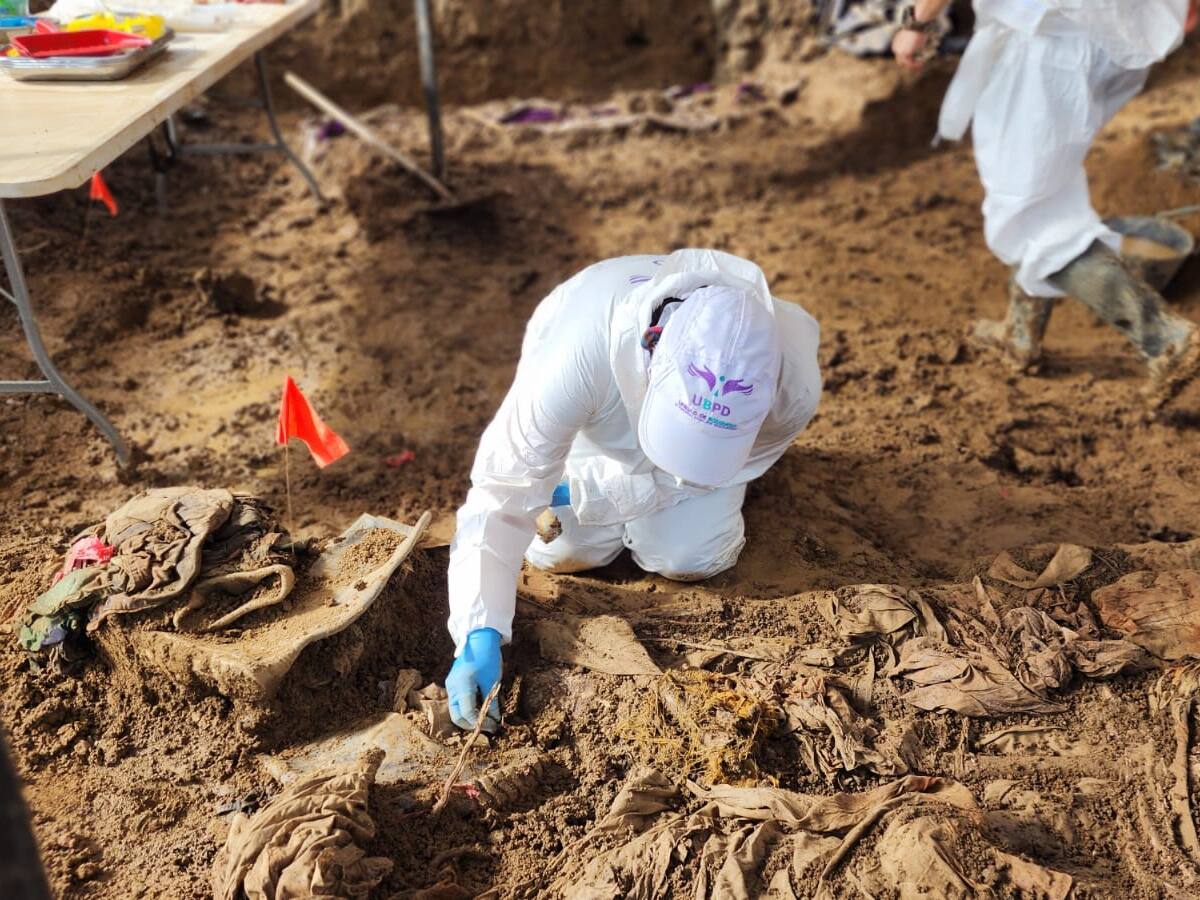 Unidad de Búsqueda recupera 29 cuerpos en cementerio de Apartadó, Antioquia