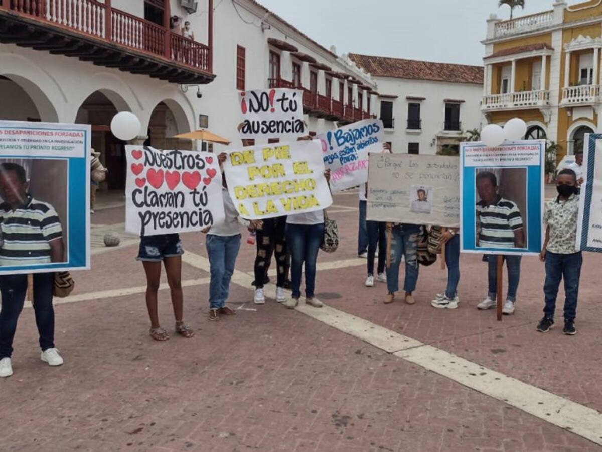 Familiares de conductor desaparecido realizaron plantón en Cartagena