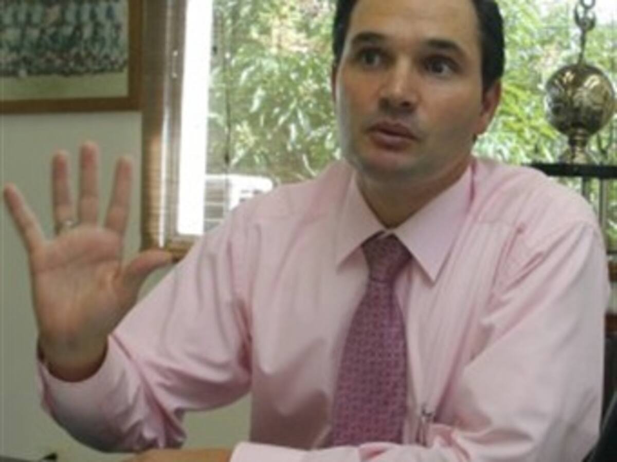 Aceptada renuncia al presidente de Nacional, Victor Marulanda