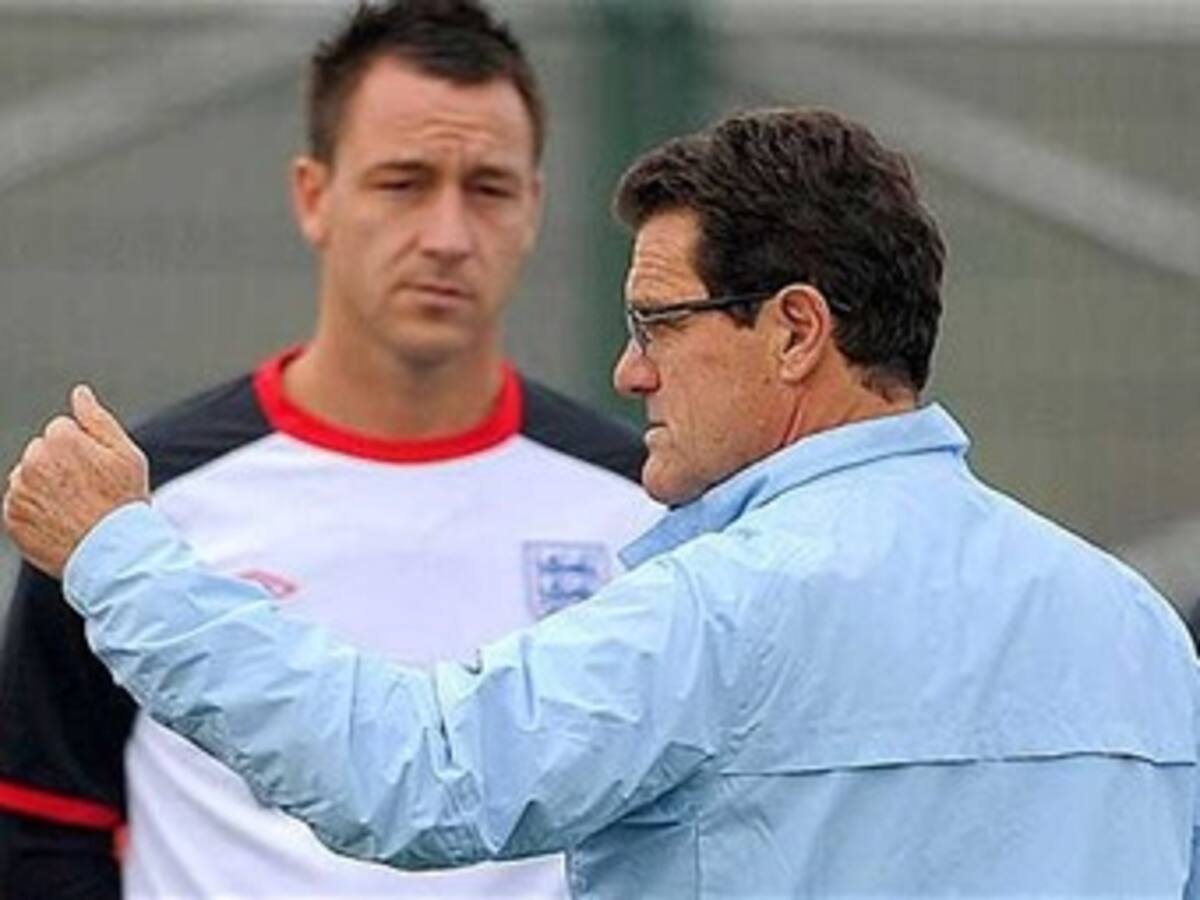Capello desaprueba la destitución de Terry como capitán inglés