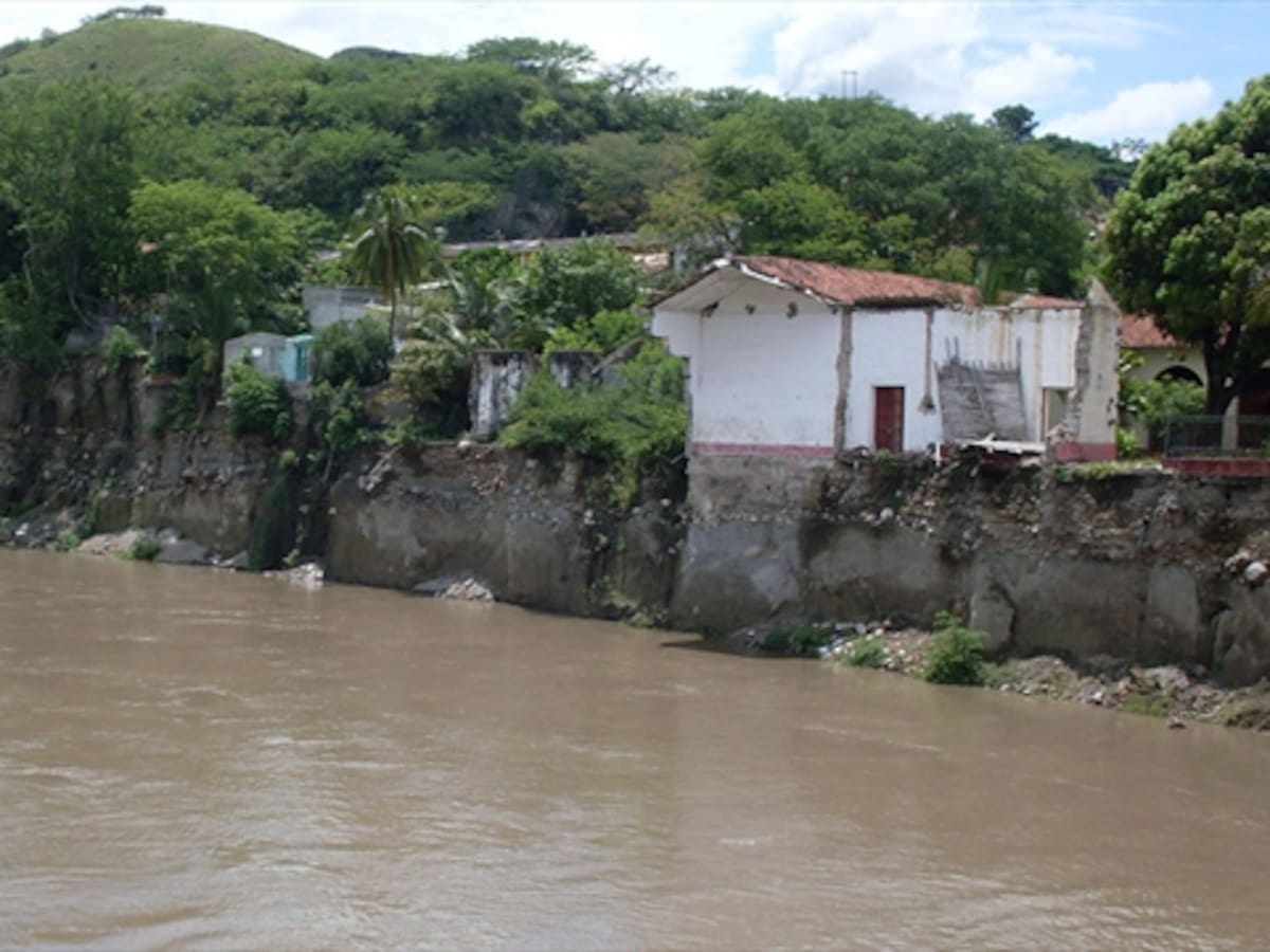 Hoy habrá desalojo de familias en el cañón del Río Cauca