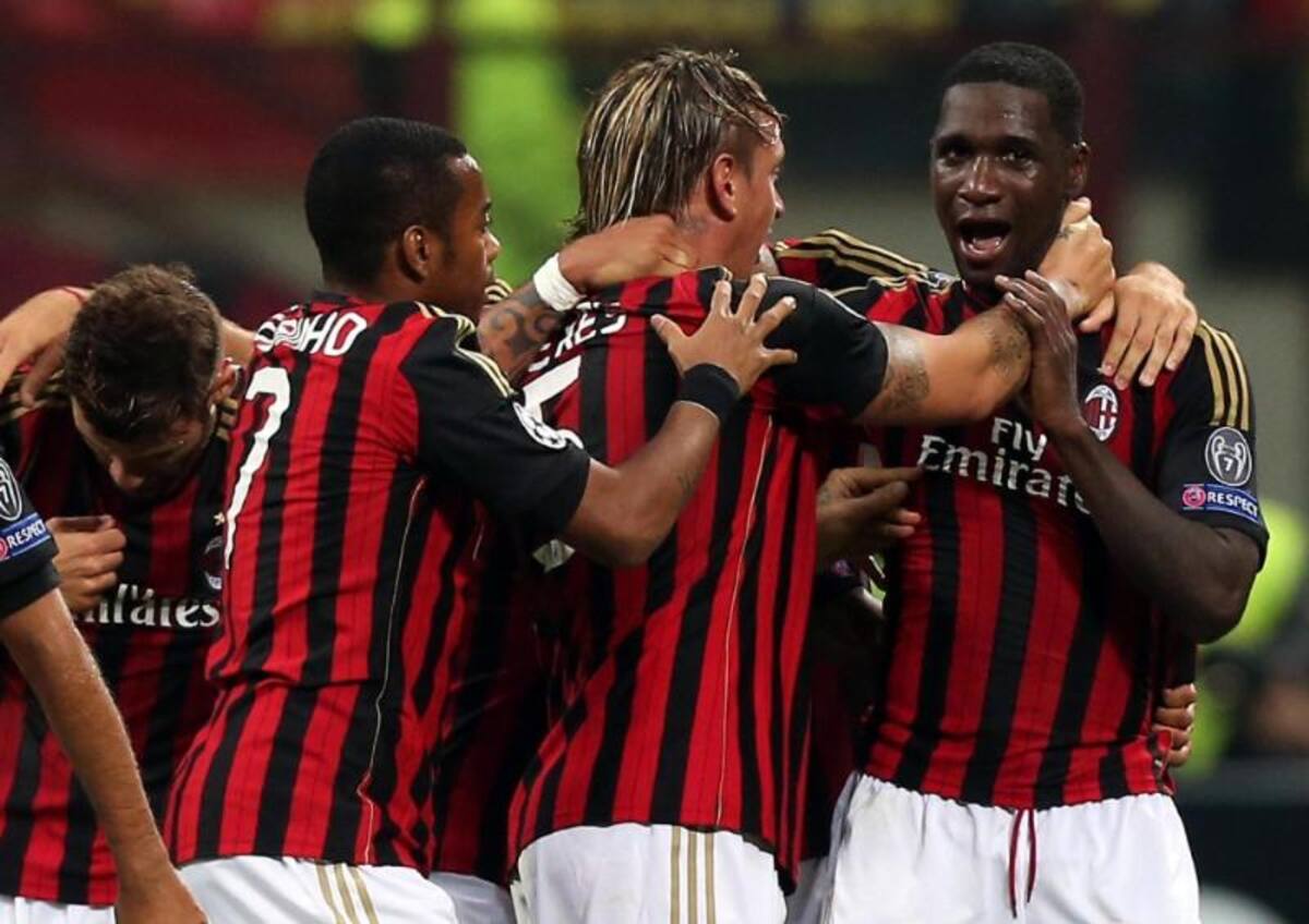 Zapata celebra con su compañeros.