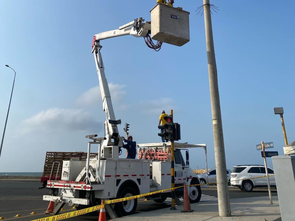 Distriseguridad desmontó 52 postes y cámaras obsoletas en Cartagena