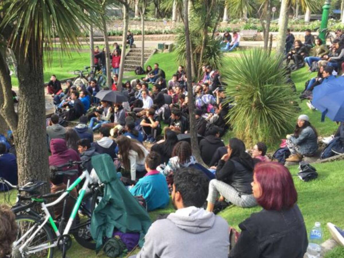 Profesores de U. Nacional trasladan sus clases al Parque Nacional