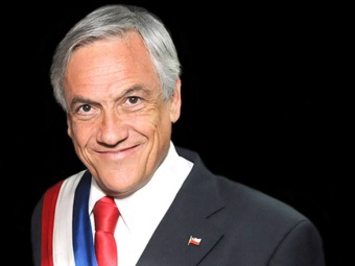 Sebastián Piñera desea a Hugo Chávez una "pronta recuperación"