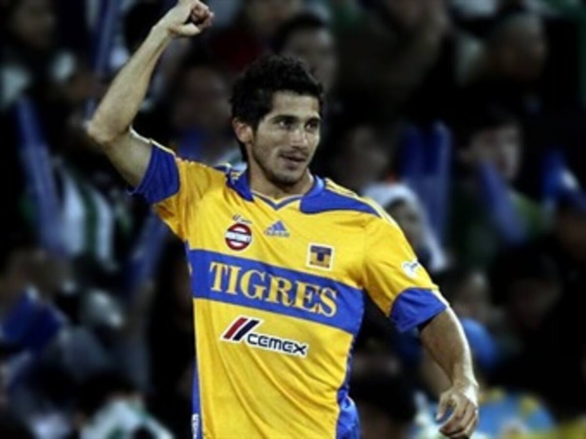 Damián Álvarez es la principal novedad en la convocatoria de México ante Colombia