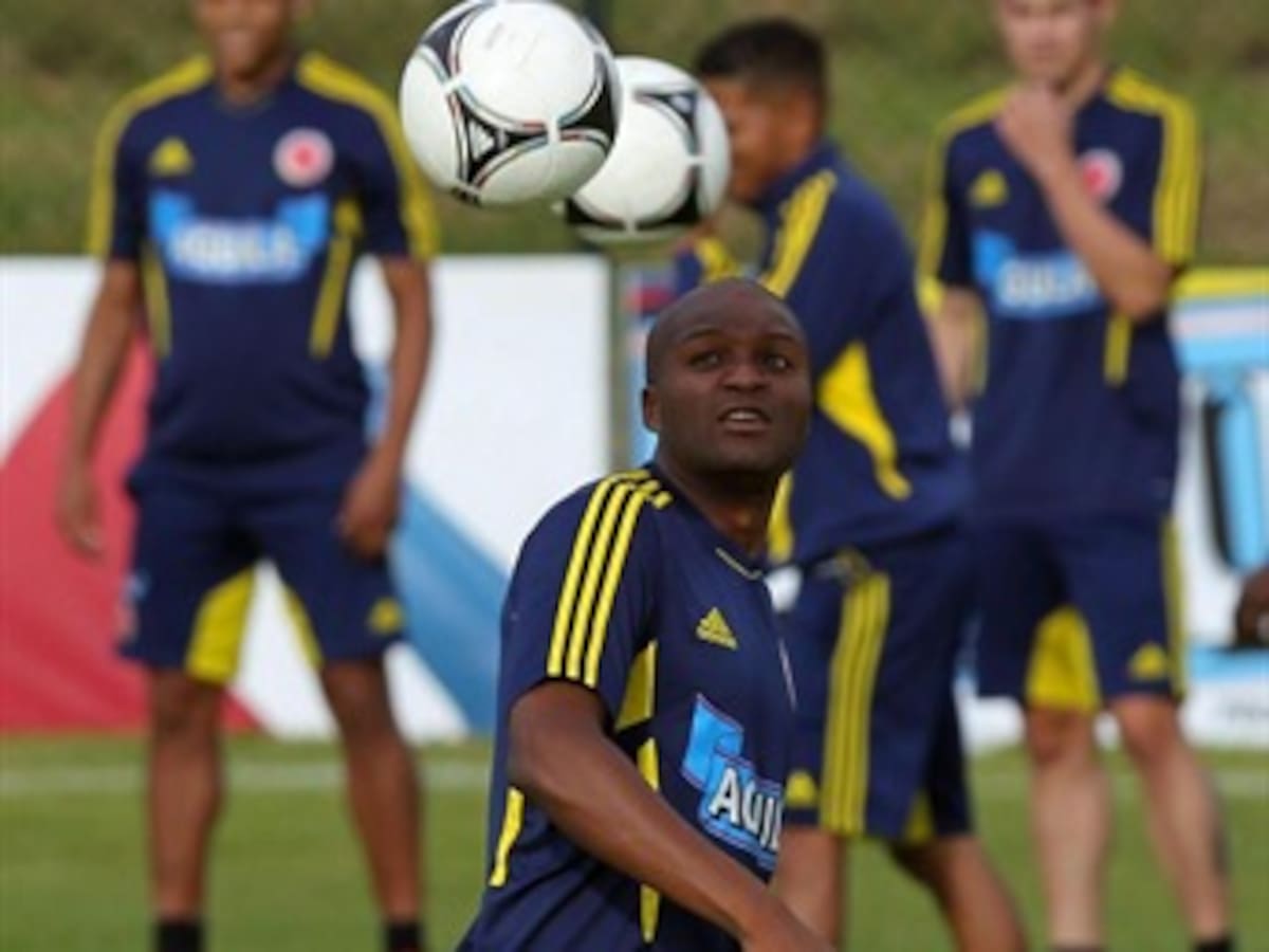 Aquivaldo Mosquera: 'Colombia no es un selección de individualidades, pensamos en grupo'