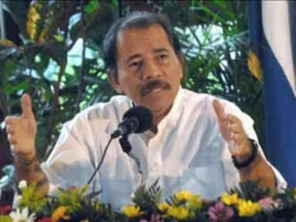Hijo del presidente Daniel Ortega se casa con hija de alto mando policial