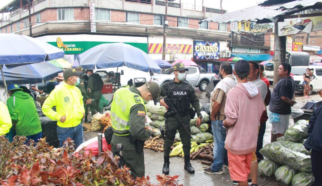 Operativos en la plaza de mercado de la 21 en Ibagué