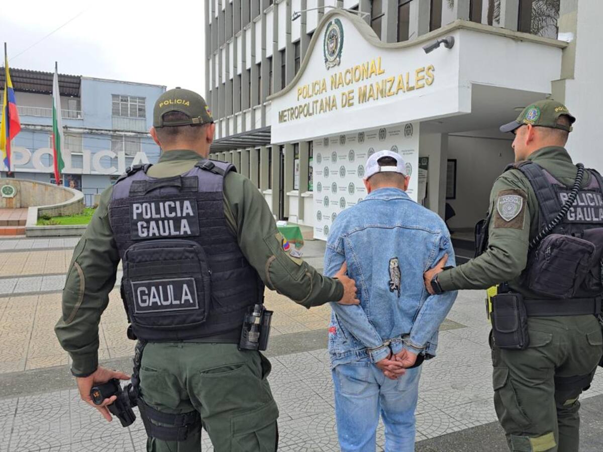 Capturan a un supuesto chaman que extorsionaba ciudadanos en la Galería de Manizales