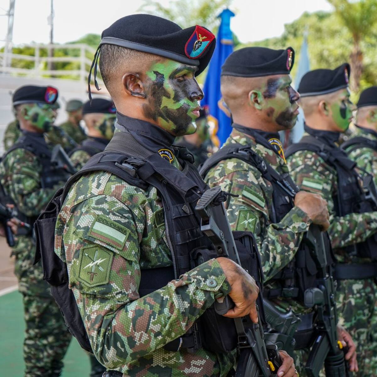 ‘¿Actúo o no actúo?’: la incertidumbre de los militares frente a civiles usados como escudos humanos