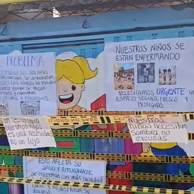 Padres protestan por abandono de sede educativa en Cúcuta. / Foto: Cortesía.