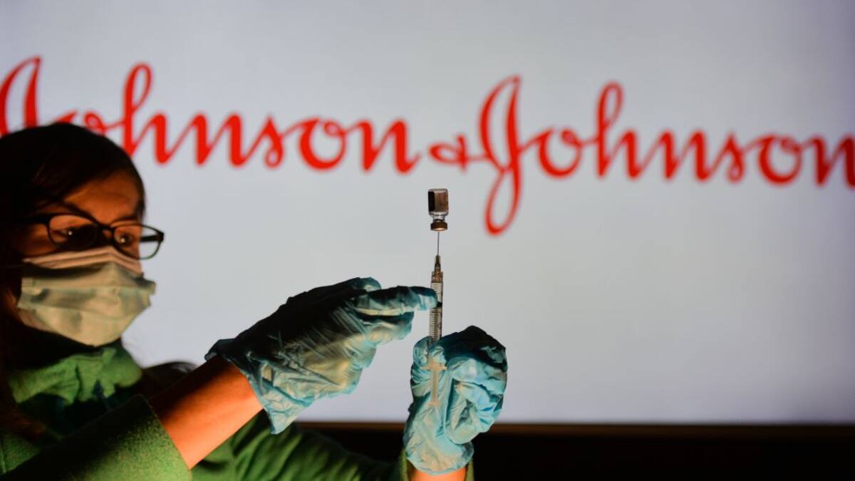 EE.UU. restringe el uso de vacuna Johnson & Jonhson contra COVID-19