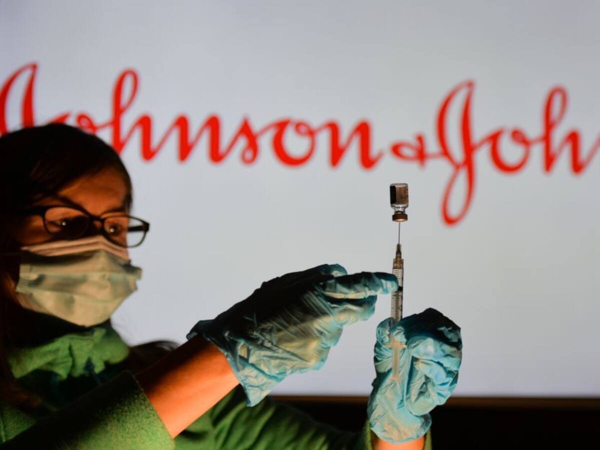 EE.UU. restringe el uso de vacuna Johnson & Jonhson contra COVID-19