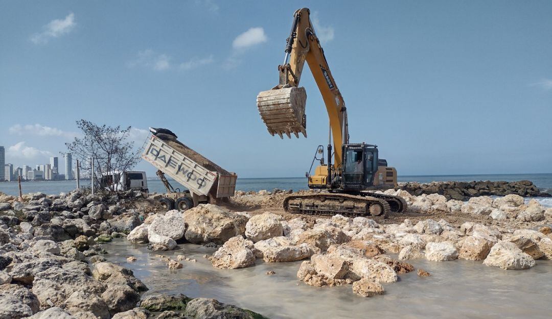 En esa zona se contempla la construcción de los espolones 7 y 8 y 560 metros de playa. Los trabajos durarán cuatro meses