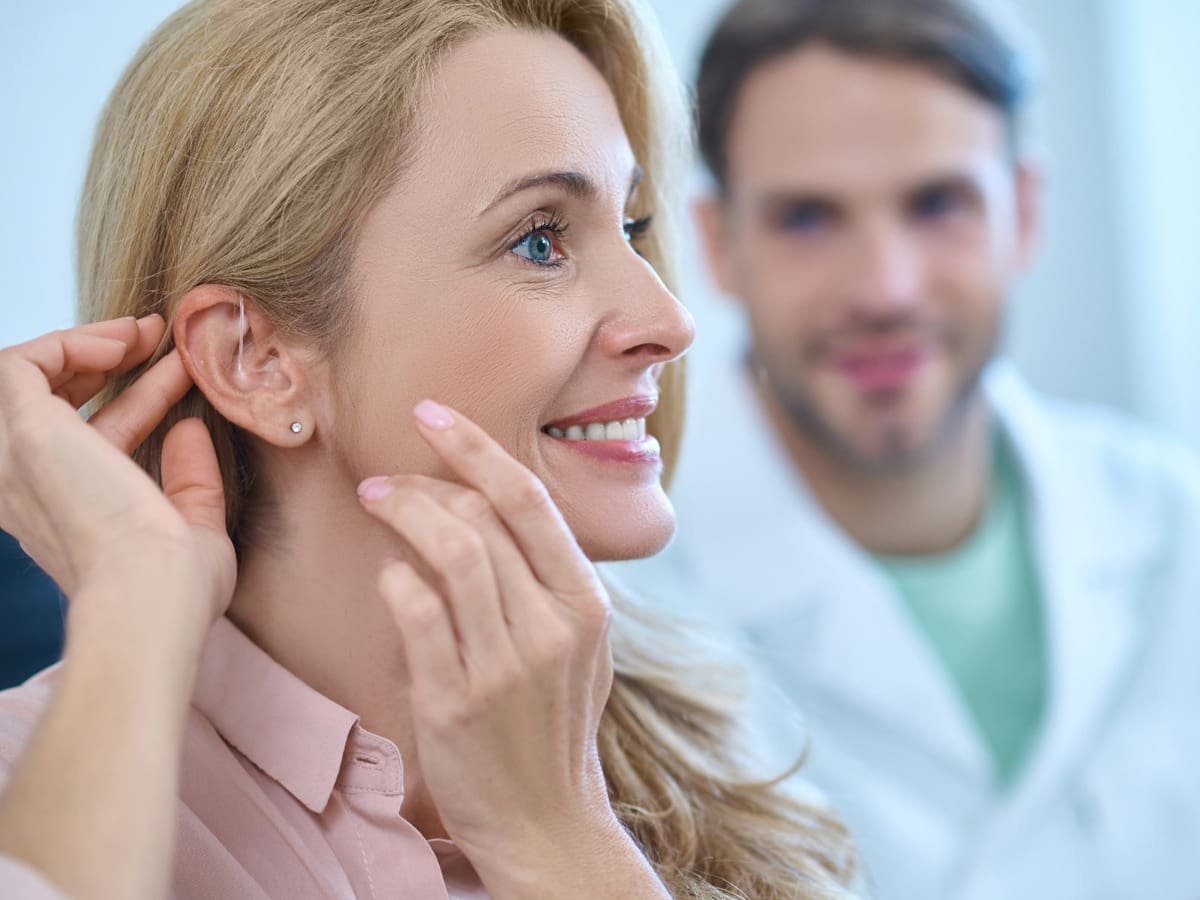 ¿Molestias por zumbidos en el oído o un ruido constante? Podría ser tinnitus