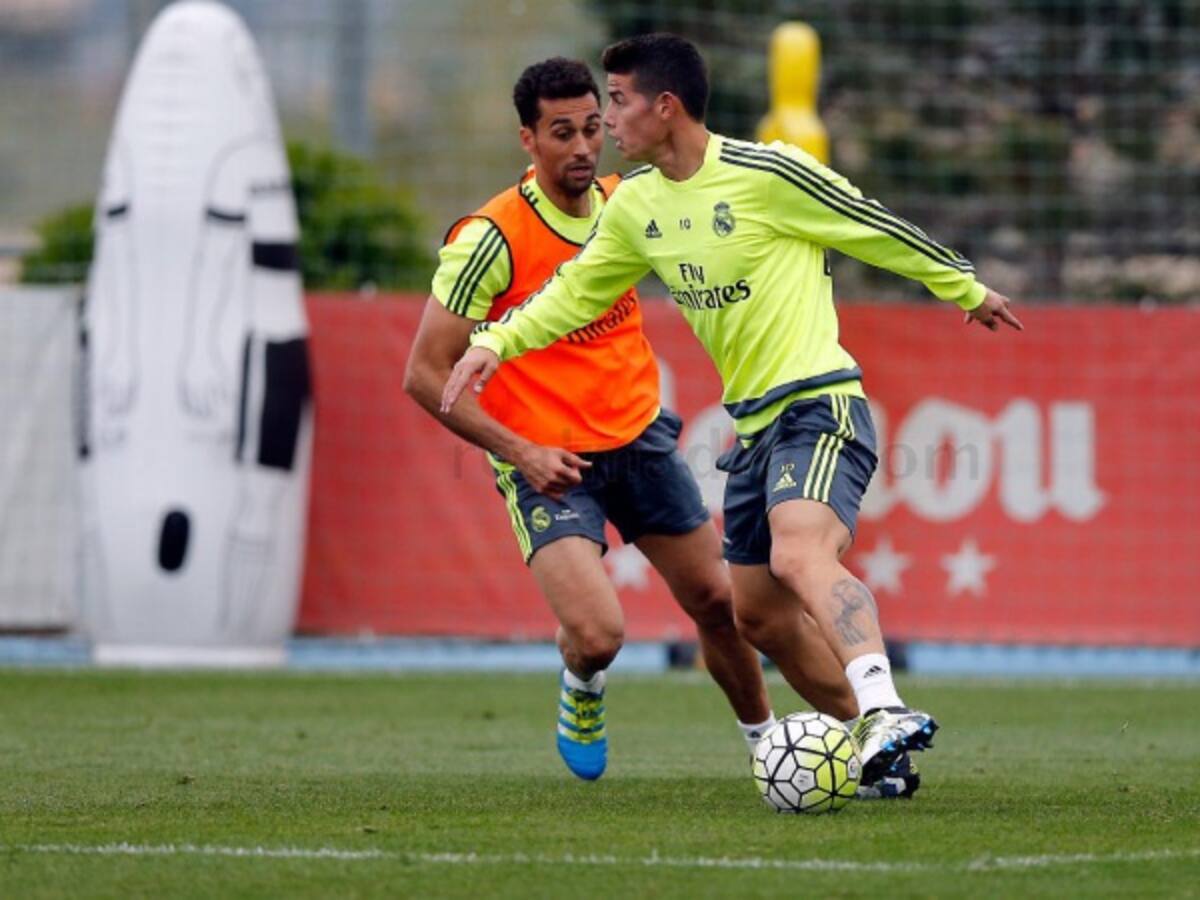 Golazo de James en el entrenamiento del Real Madrid