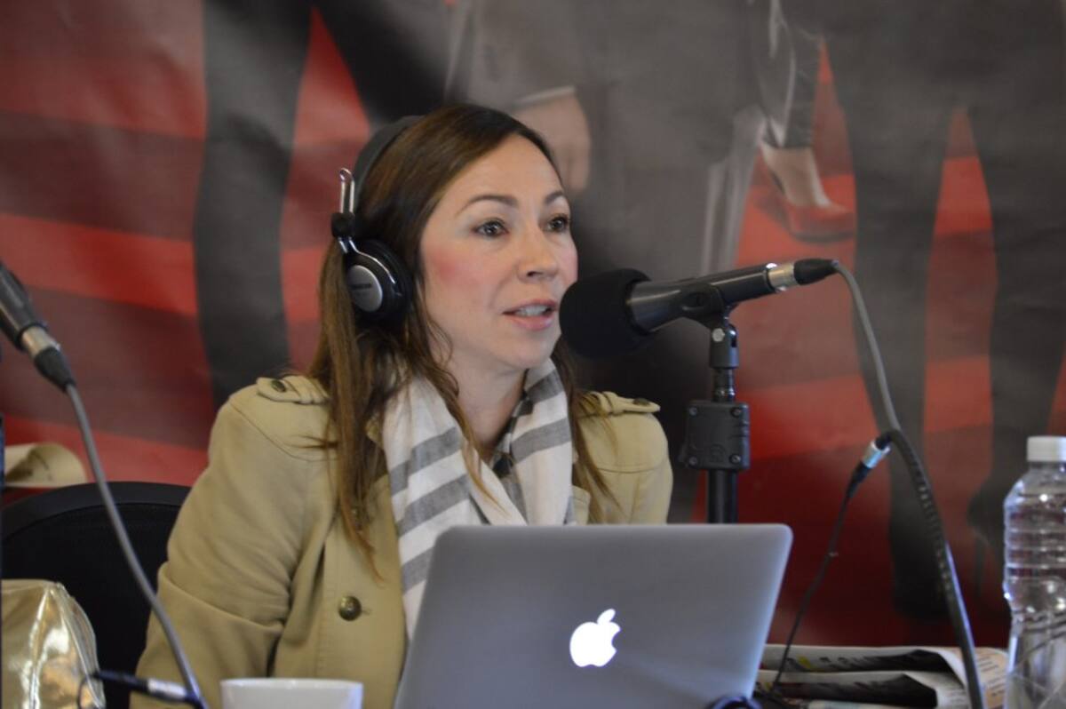 Desde el paraninfo de la Universidad de Nariño, la más tradicional de Pasto y del sur del país, emite este viernes 6AM Hoy por Hoy, de Caracol Radio, el programa informativo más escuchado en Colombia y América Latina.
