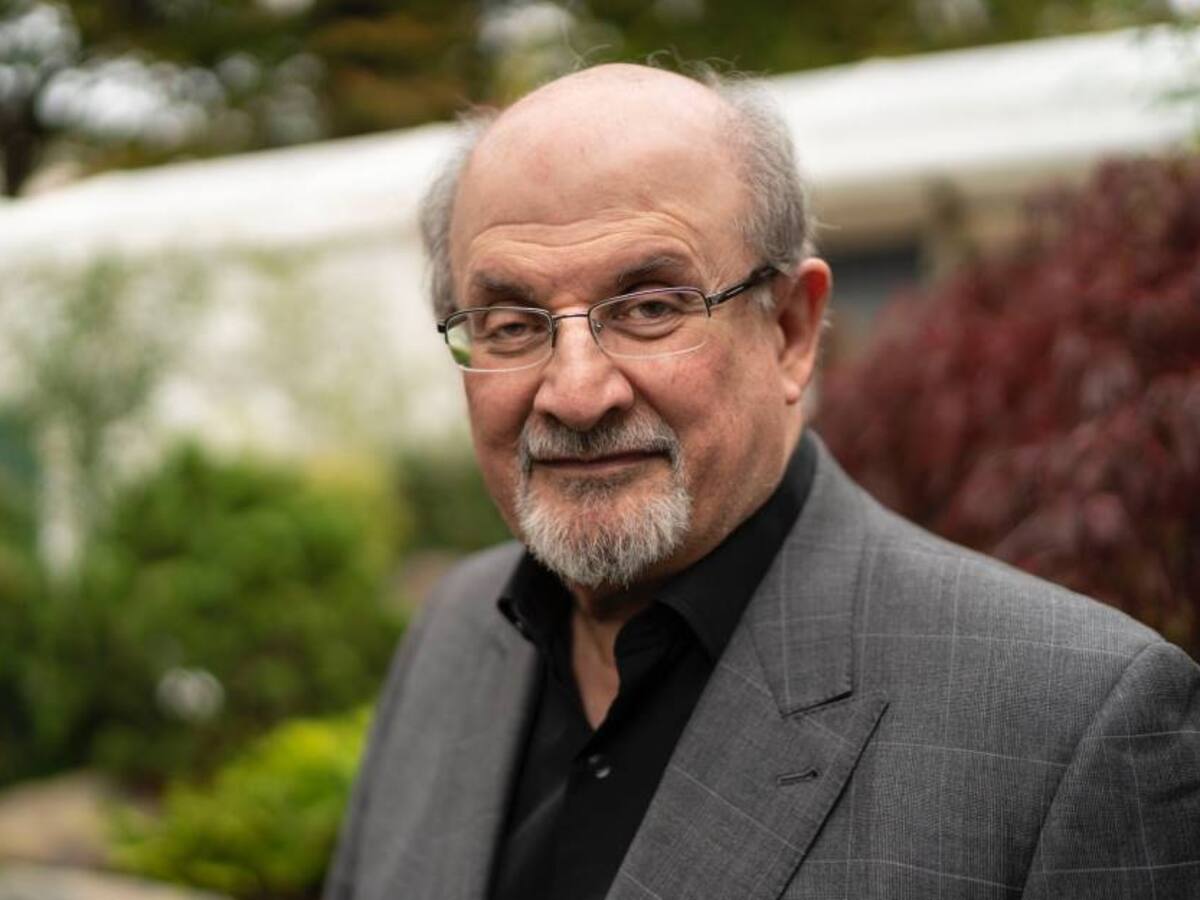 Atacante de Salman Rushdie le sorprendió que el escritor hubiera sobrevivido