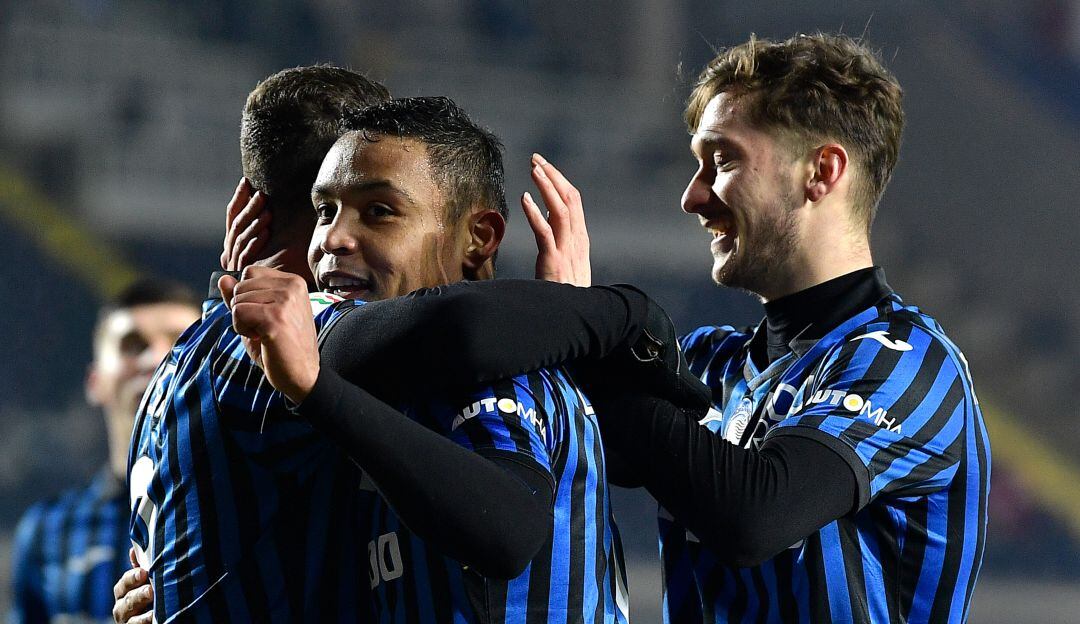 Luis Fernando Muriel anotó su séptimo gol en línea con Atalanta.