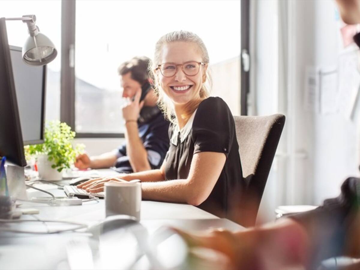 Empresa española estableció jornada laboral de cuatro días sin disminuir salario