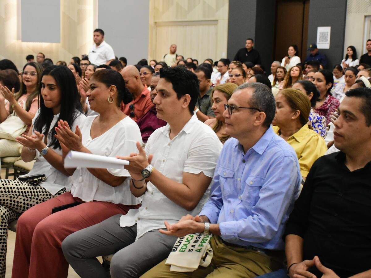 20 becas de maestría virtual para docentes en Barranquilla: ¿Cómo postularse?