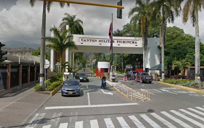 Vía Google Street