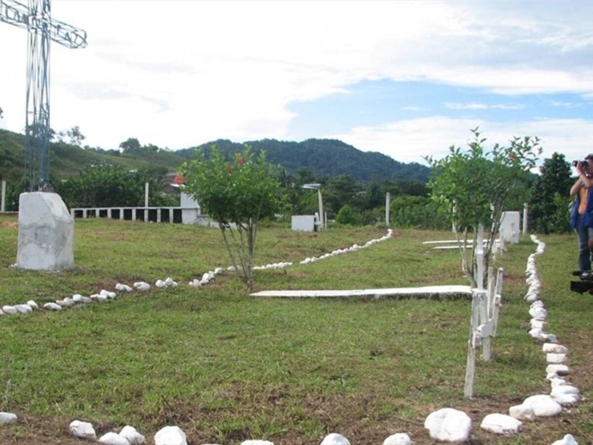 Se conmemoran 25 años de la masacre de Machuca, en Segovia, Antioquia